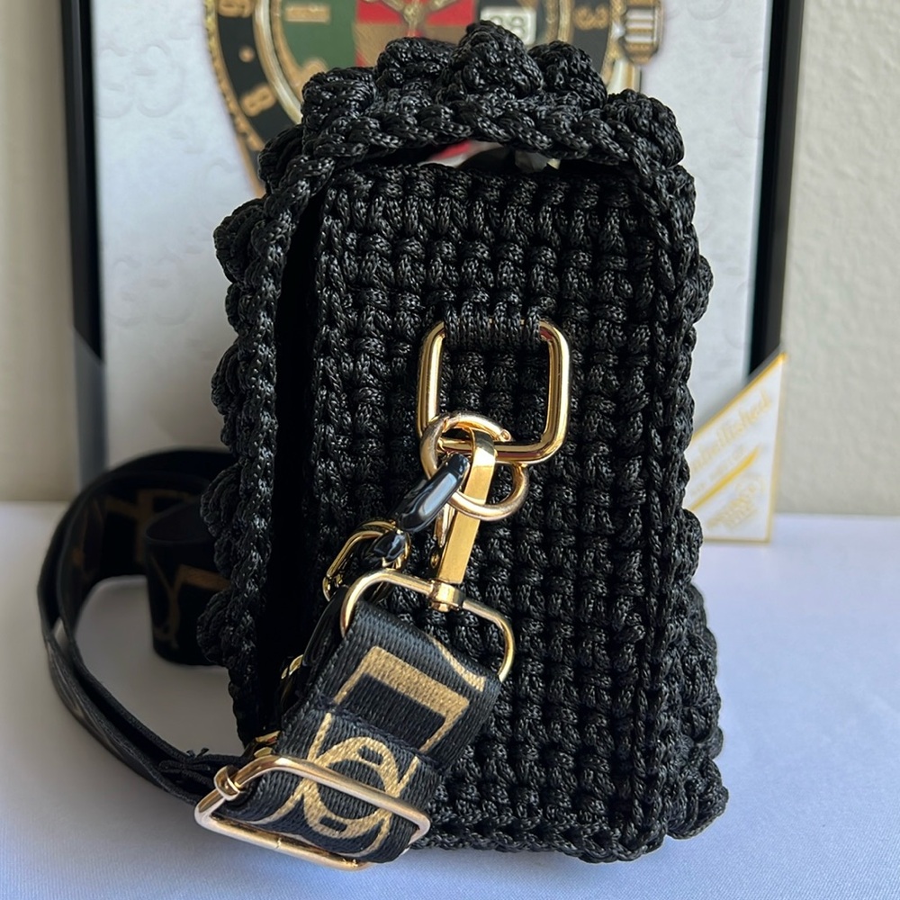 Classic Hand Crafted Crochet Crossbody Bag. - Picture 7 of 17